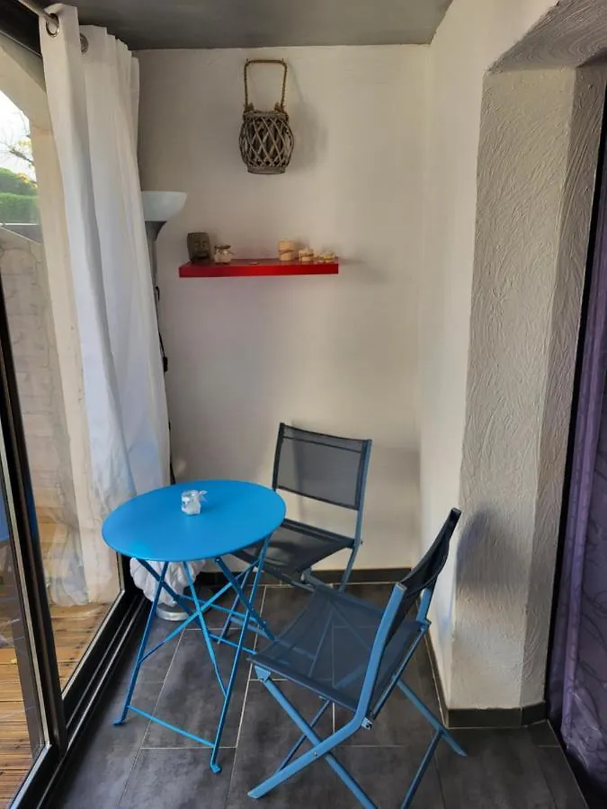 Studio Rdc, Terrasse, Parking Бандоль Апартаменты